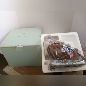 PartyLite Holiday Sleigh Aroma Melts Warmer